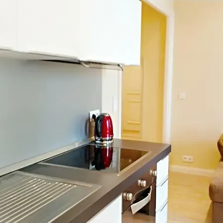 Massena Apartment Nice